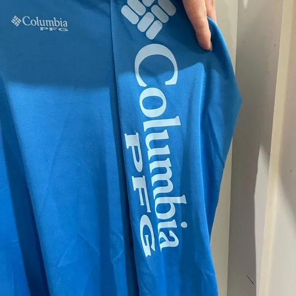 Columbia Hooded Fishing Shirt - Picture 4 of 6